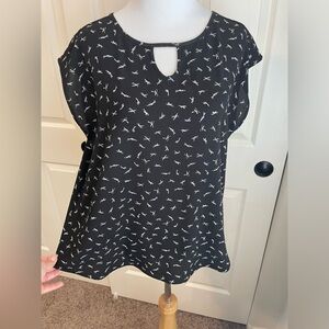 Maurices Short Sleeve Blouse Medium Black
